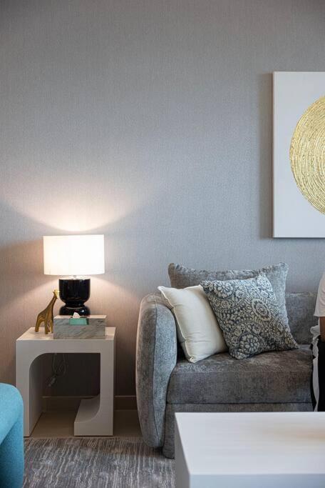 Magnificent - A Spacious 3 Bedroom With A Mesmerizing Burj Khalifa View * Dubai
